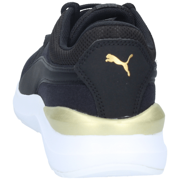 puma adela negra
